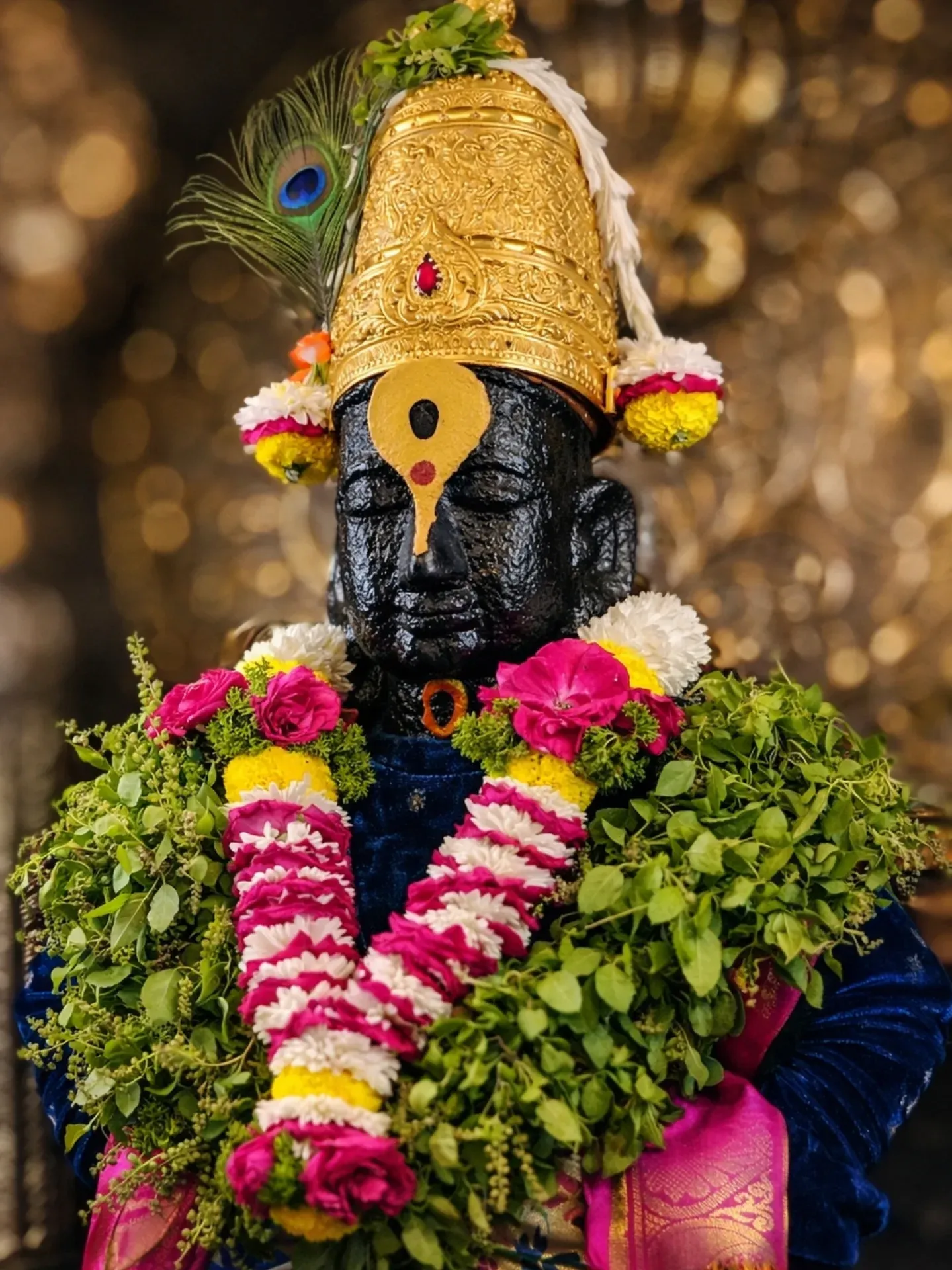 Shree Vitthal Murti Pandharpur Photo 068